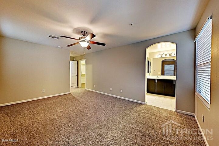 Property Photo: 12569 W Hummingbird Terrace AZ 85383