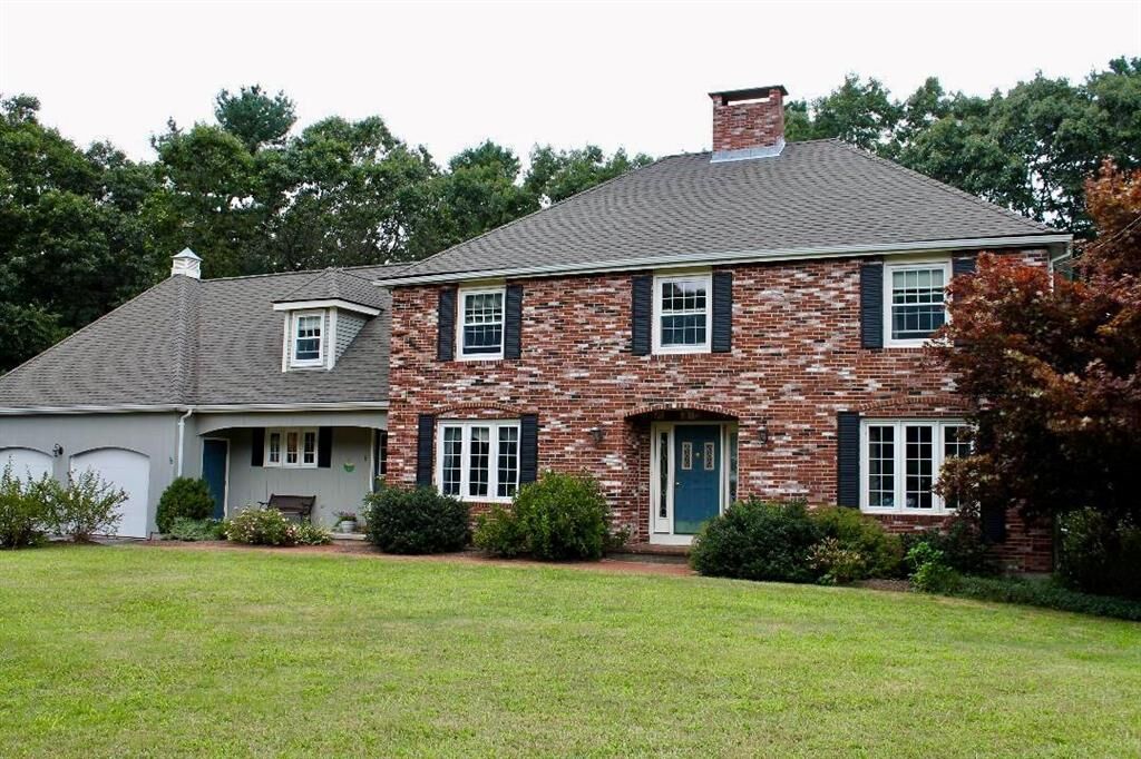 Property Photo: 5 Old Carriage Lane MA 02038