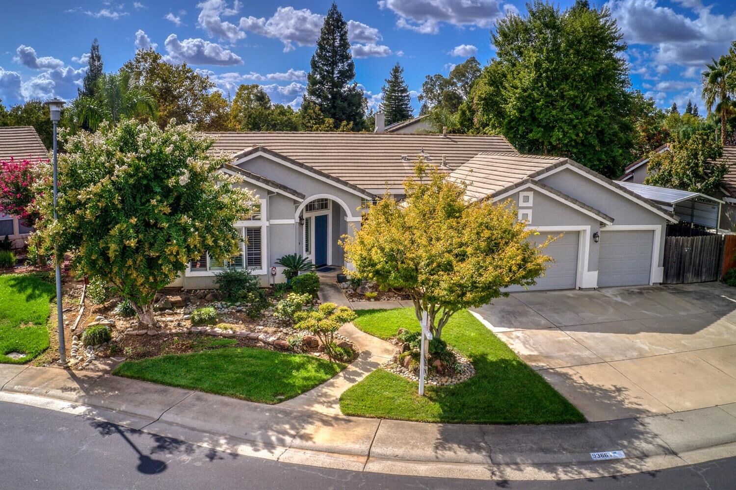 Property Photo:  9366 Carrolton Place  CA 95624 