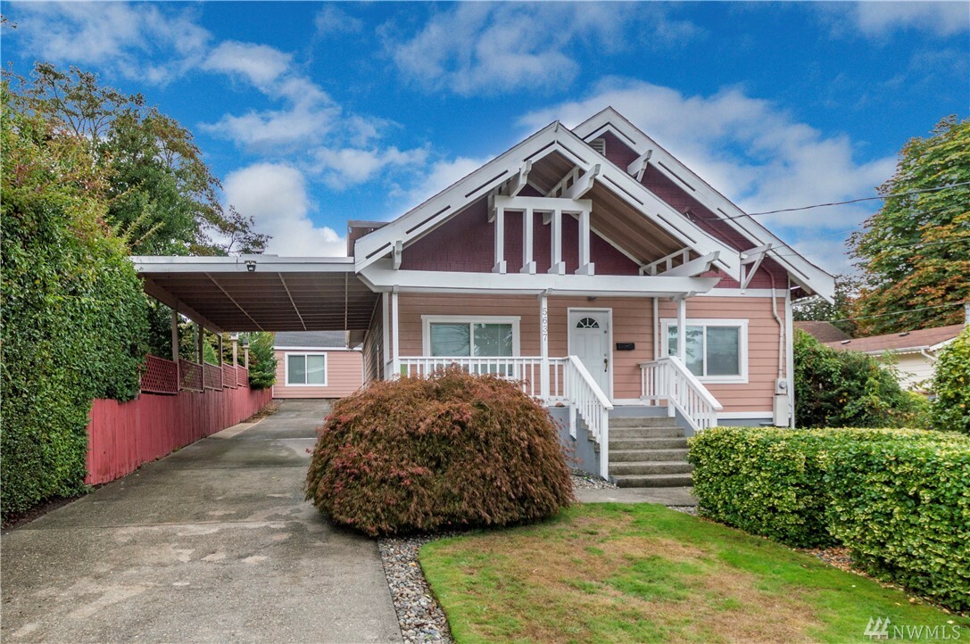 Property Photo:  5637 S K St  WA 98408 