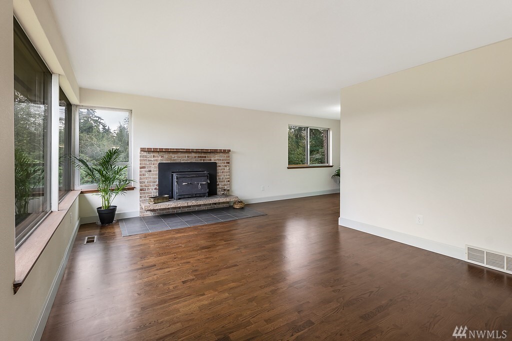 Property Photo: 23655 156th Avenue SE WA 98042