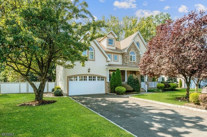 Property Photo: 33 Mohawk Trl NJ 07090