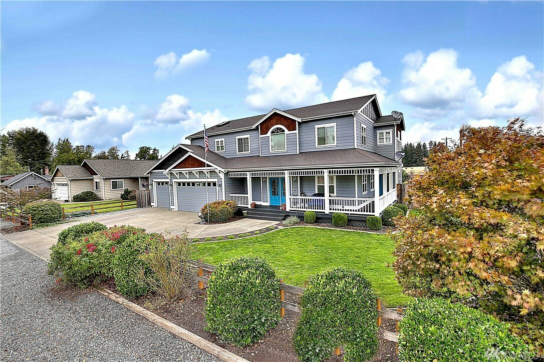 Property Photo:  106 Cedar St  WA 98580 