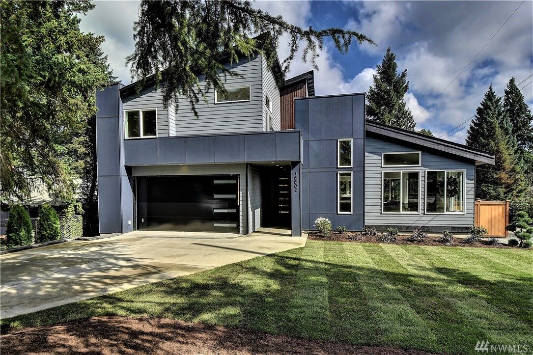 Property Photo: 18802 Firlands Way N WA 98133