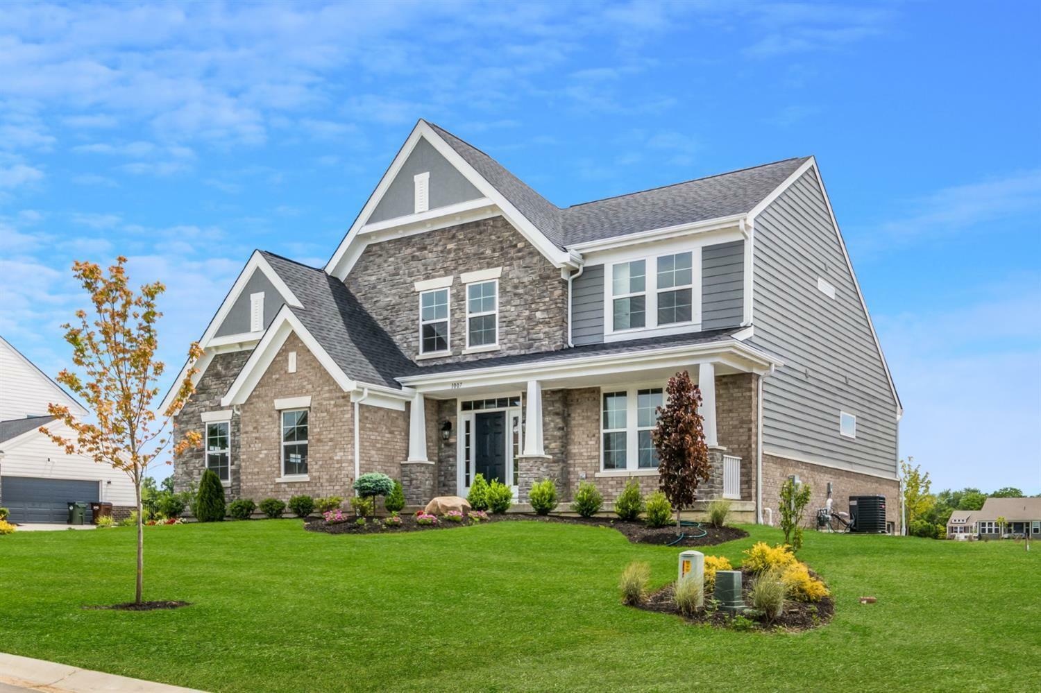 Property Photo: 1007 Prestwick Pl OH 45245