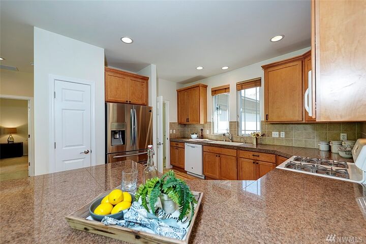 Property Photo: 24540 NE 118th Place WA 98053