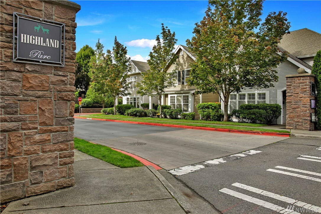 Property Photo: 22765 NE 4th St WA 98074