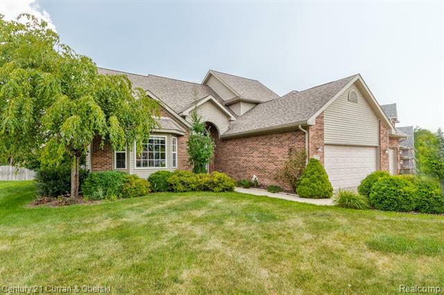 Property Photo:  4732 Southpointe Parkway  MI 48161 