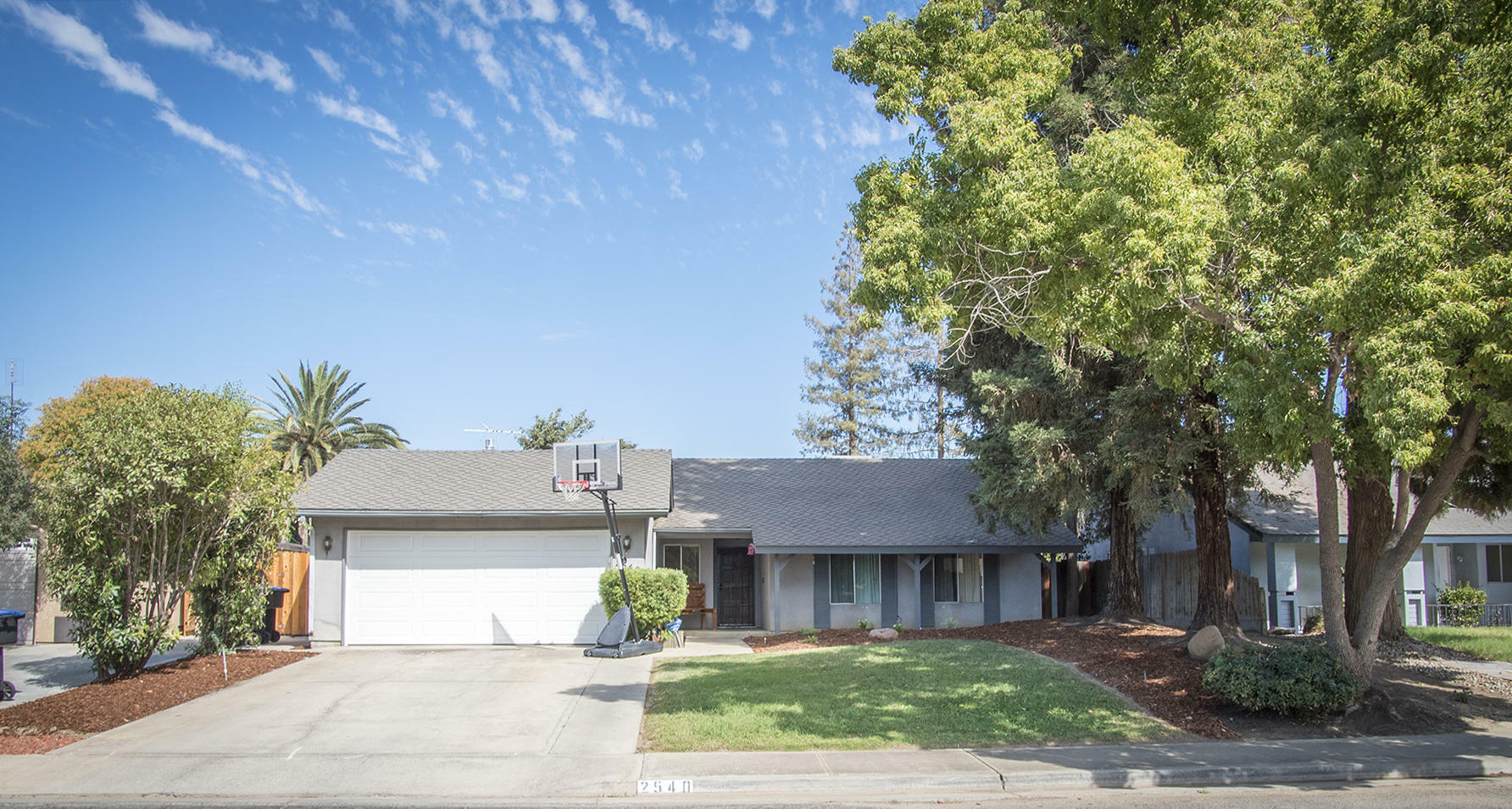 Property Photo:  2540 N Bradley Street  CA 93292 