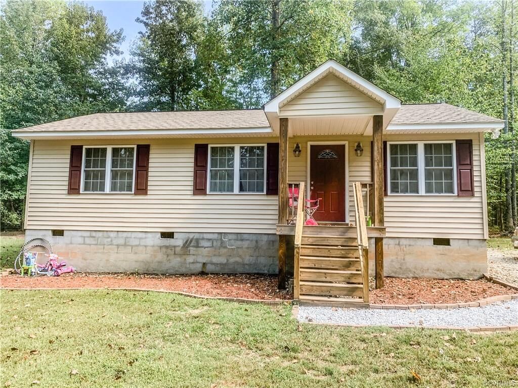 Property Photo:  202 Miller Lane  VA 23040 