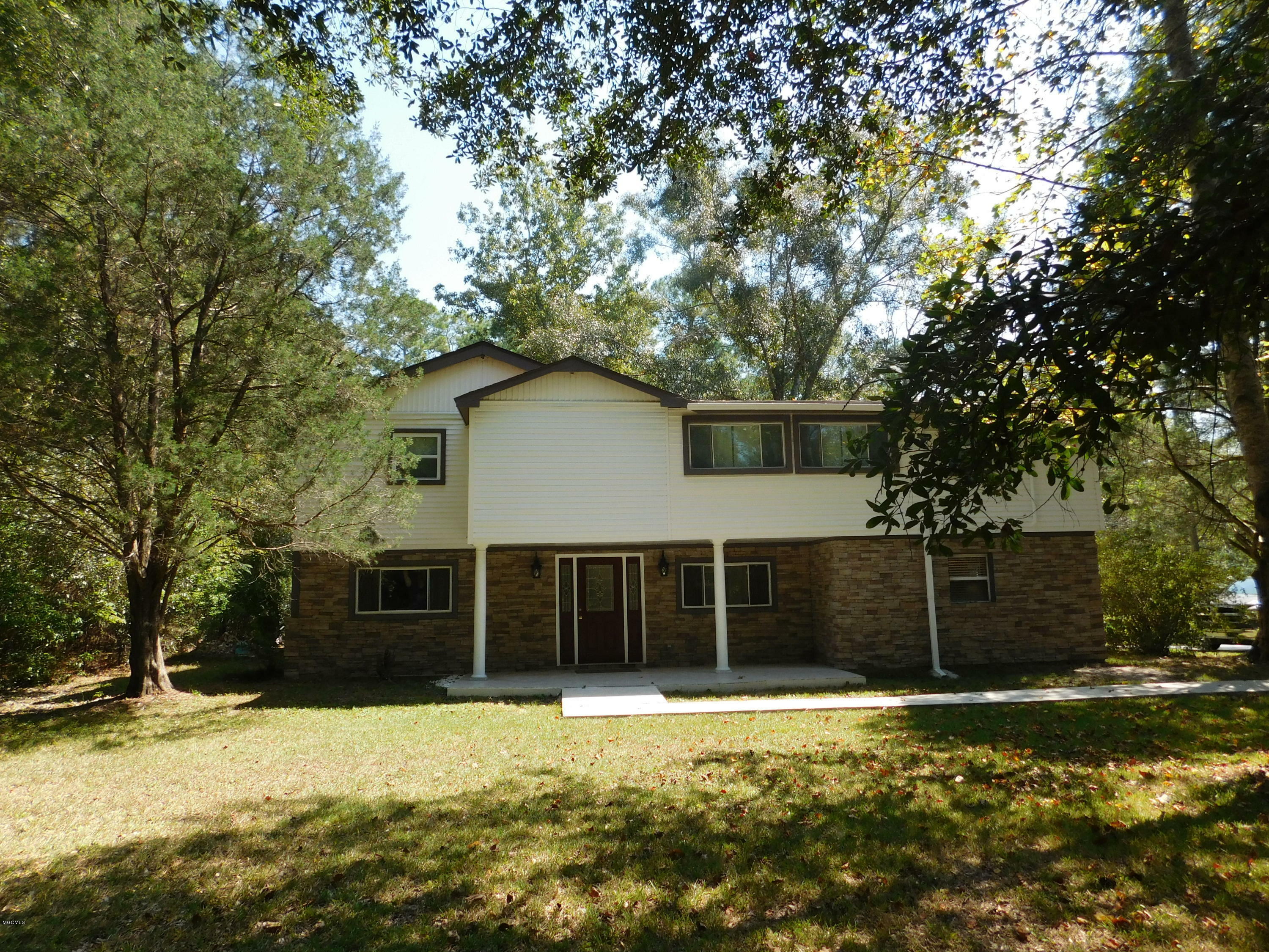 Property Photo:  14148 John Lee Road  MS 39532 