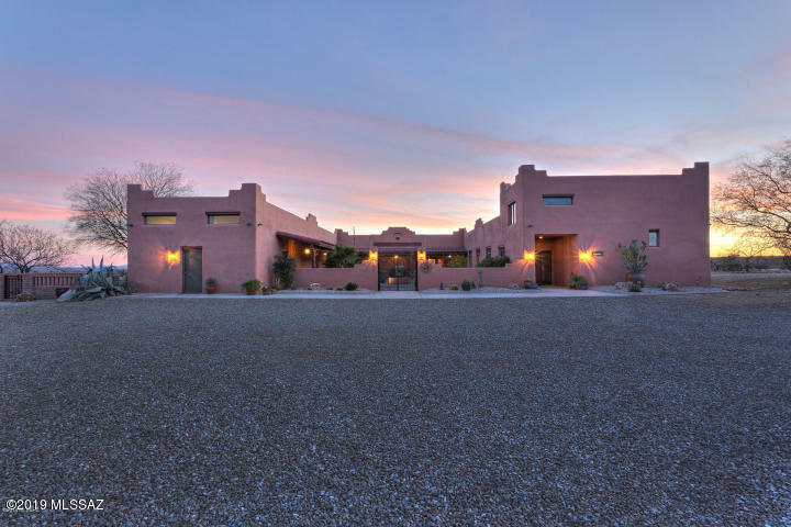 Property Photo:  4235 W Calle Uno  AZ 85622 