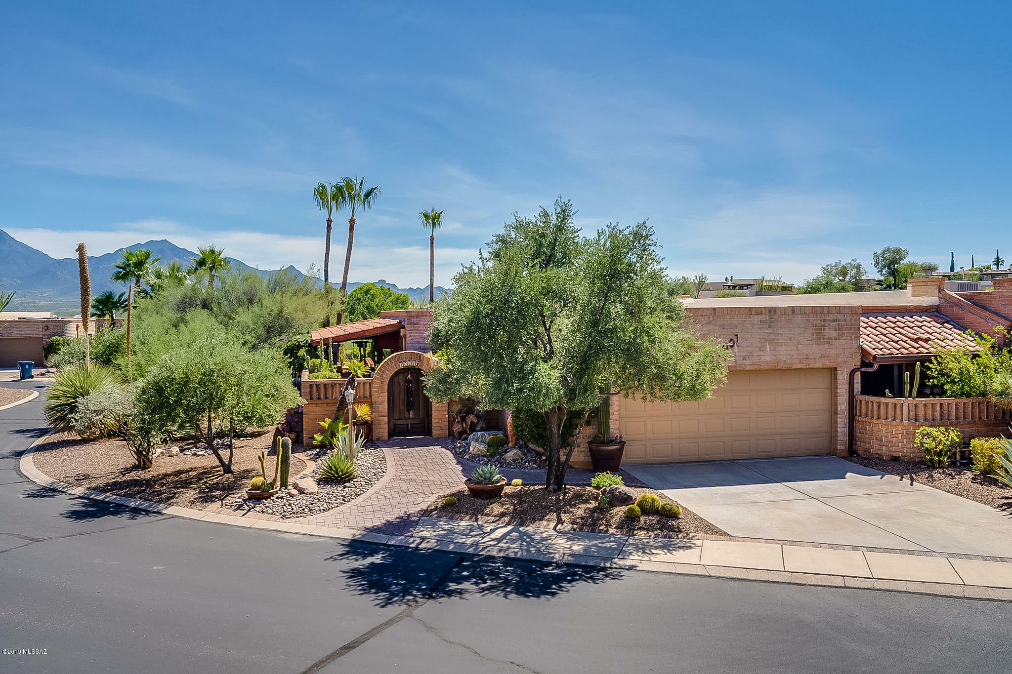 Property Photo:  1001 W Desert Canyon Place  AZ 85622 