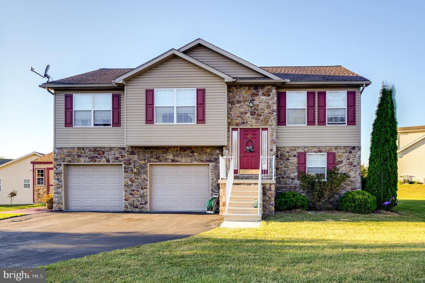 Property Photo: 47 Lexington Drive PA 17331