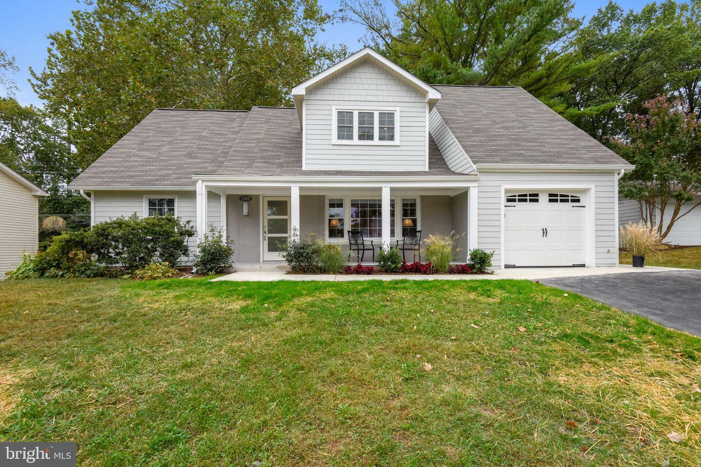 Property Photo: 13107 Melrae Court VA 22033