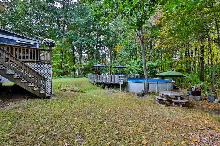 Property Photo:  20 Pinetree Road  NH 03032 