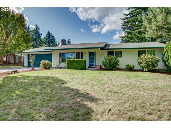 Property Photo:  2020 NE 111th Ct  WA 98684 