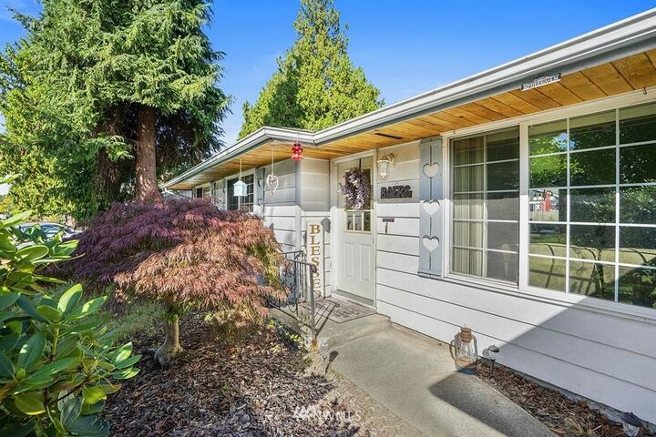 Property Photo: 6601 77th Place NE WA 98270