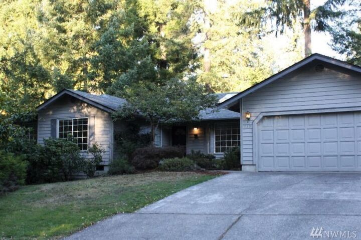 Property Photo:  735  Fox Run Drive NW  WA 98502 