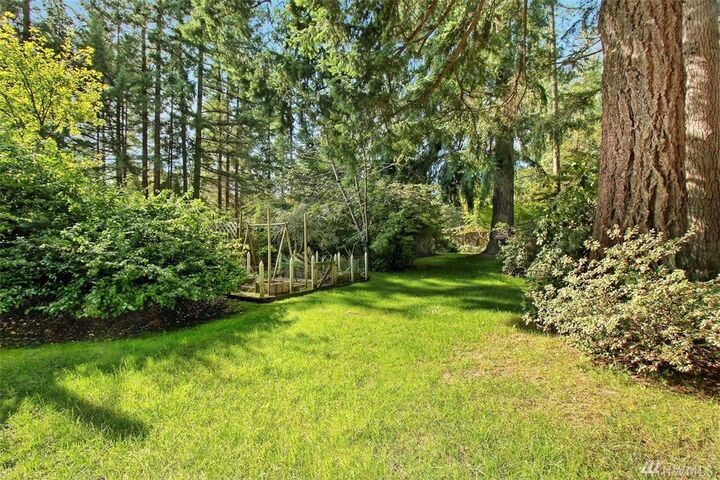 Property Photo: 3105 251 Avenue SE WA 98075