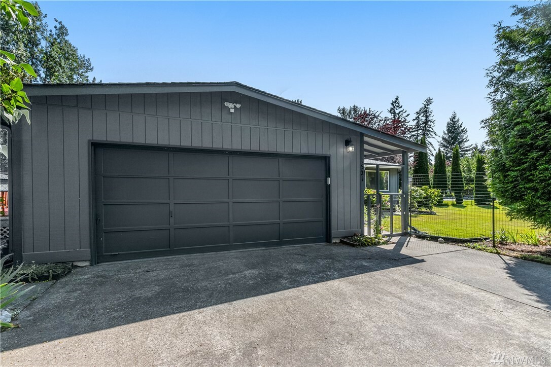 Property Photo:  1521 Hel Lyn Place  WA 98226 