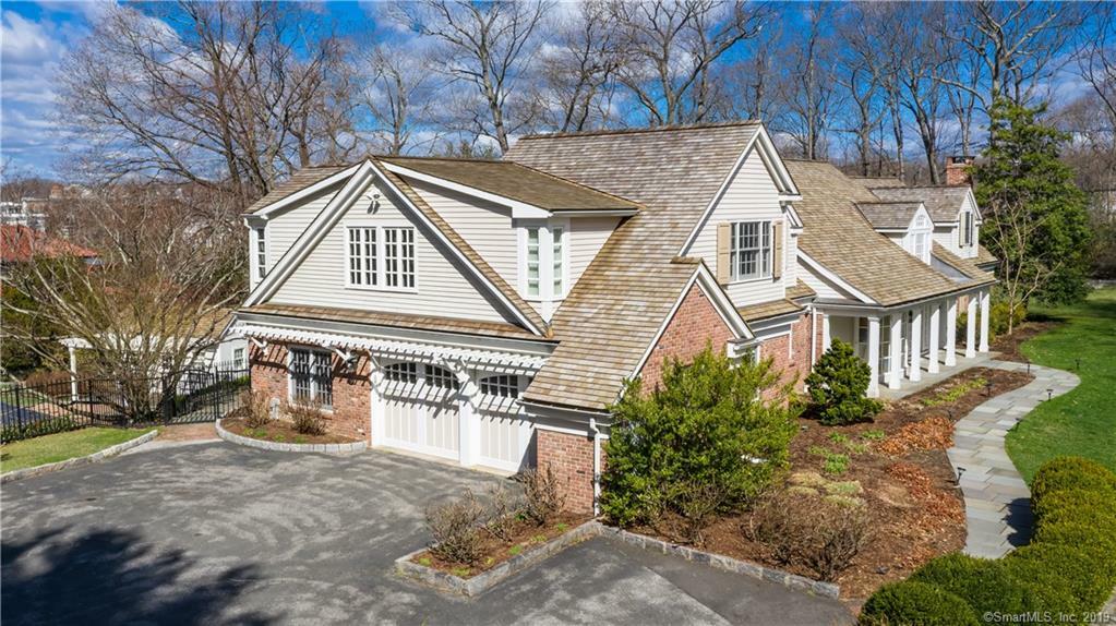 Property Photo: 2 Lakewood Circle South CT 06830
