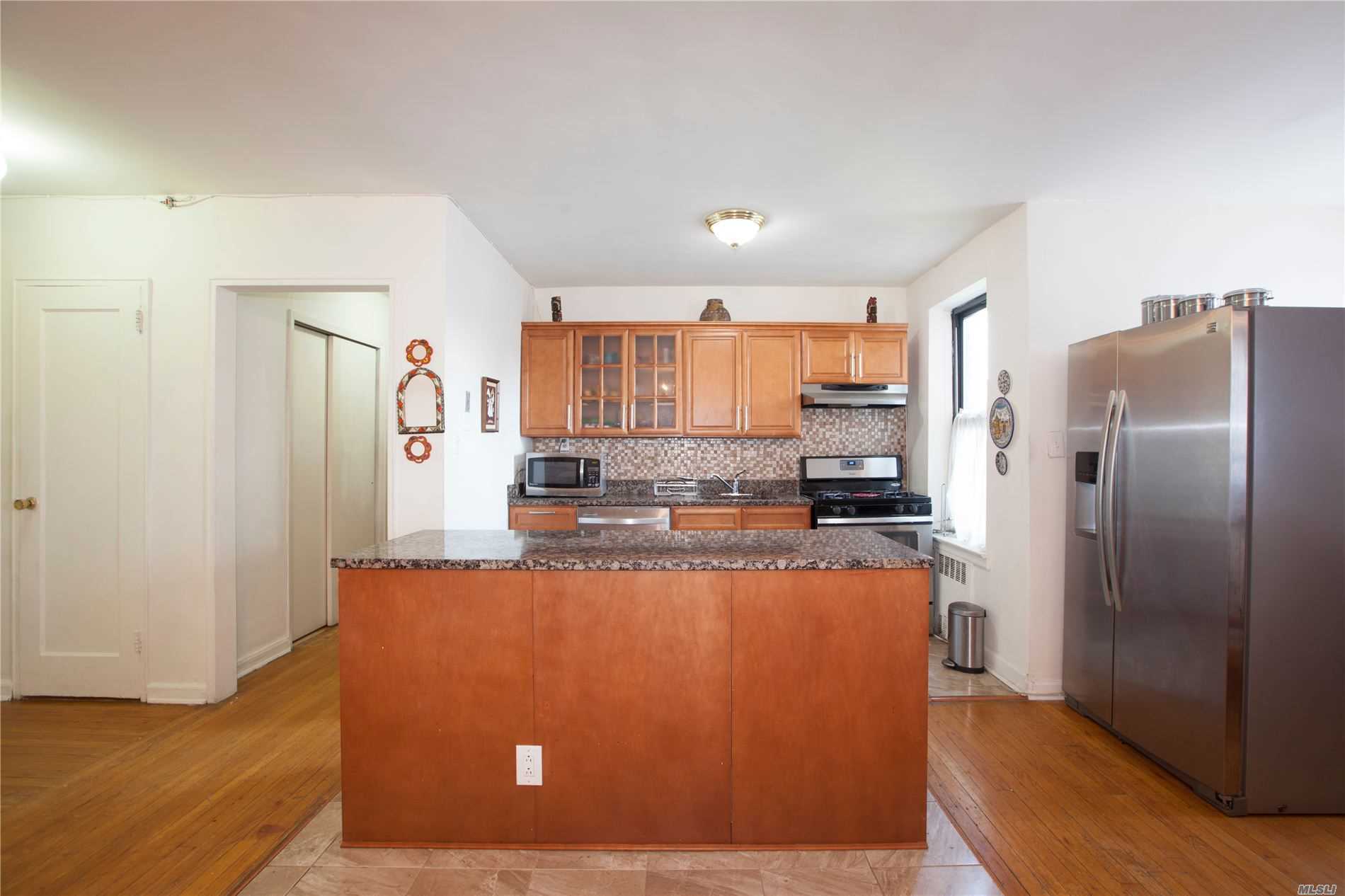 Property Photo: 105-07 66th Road 6D NY 11375