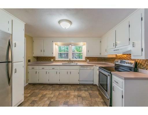 Property Photo: 112 Braeburn Rd MA 01028