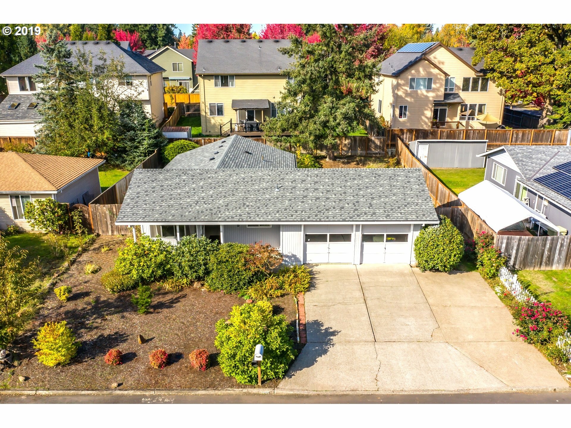 Property Photo: 5735 SW 187th Pl OR 97078