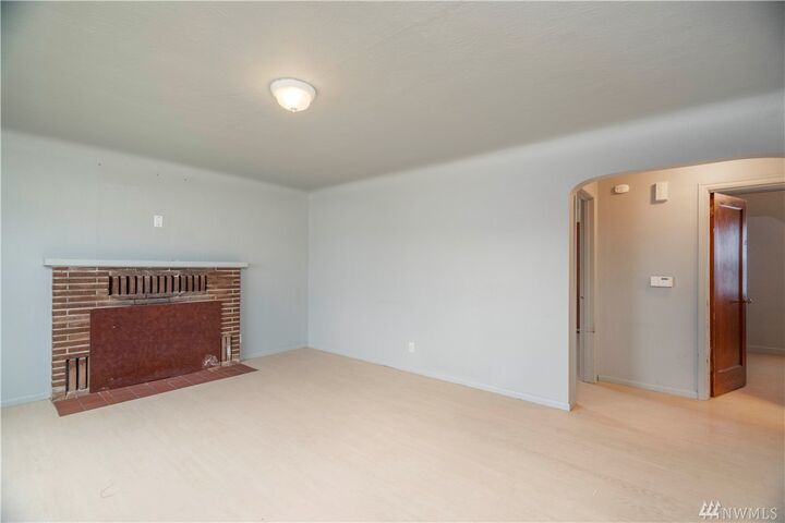 Property Photo:  139 N Cambrian Avenue  WA 98312 