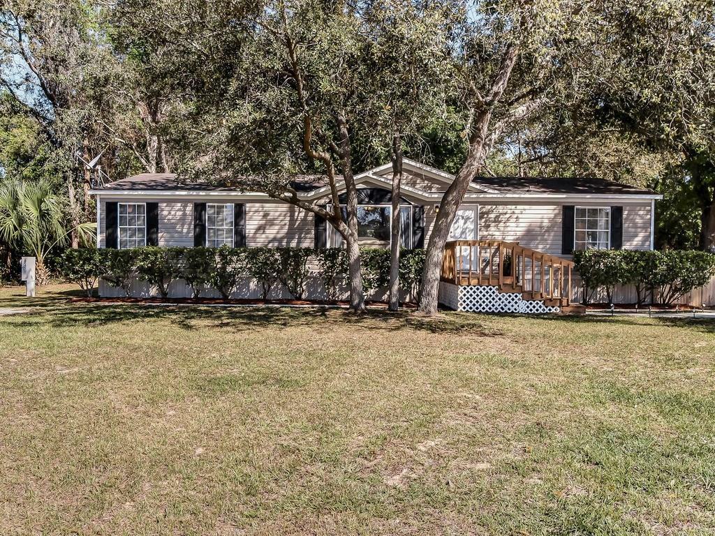 Property Photo:  97001 Glen Street  FL 32097 