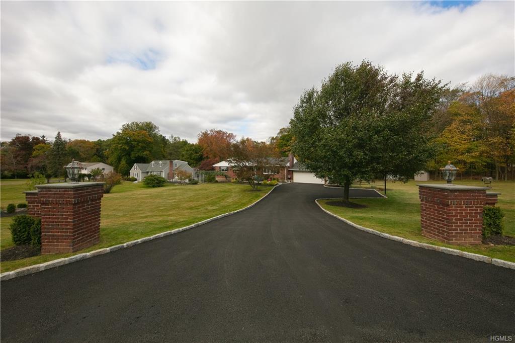 Property Photo:  52 Campbell Avenue  NY 10901 