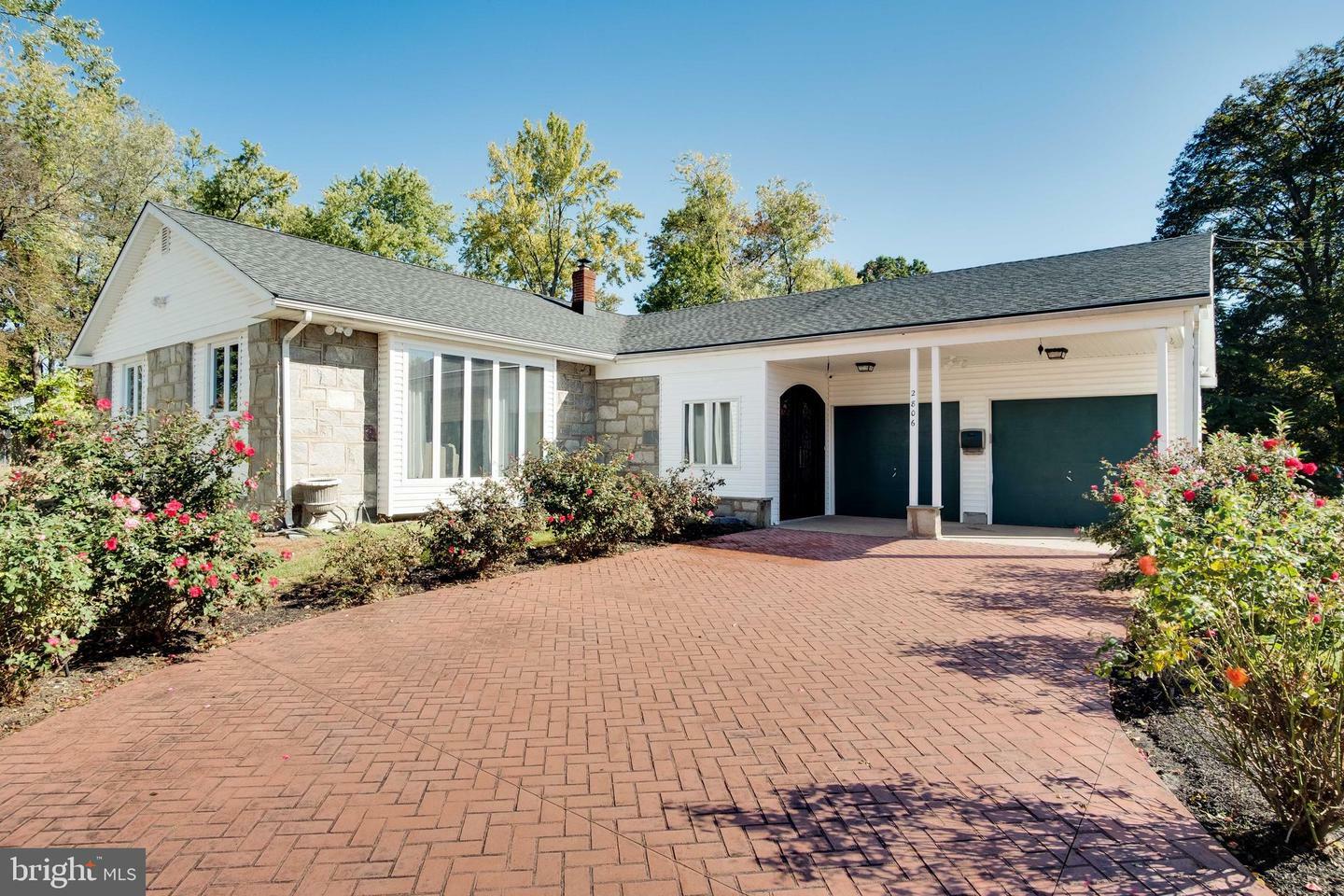 Property Photo:  2806 Waterford Drive  NJ 08077 