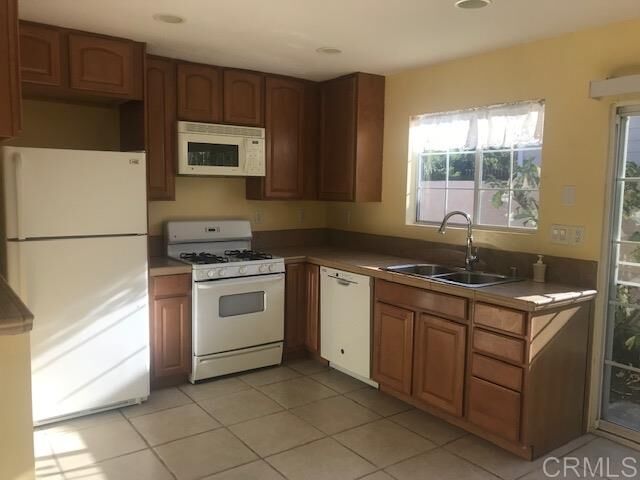 Property Photo:  1401 Ziess  CA 92058 