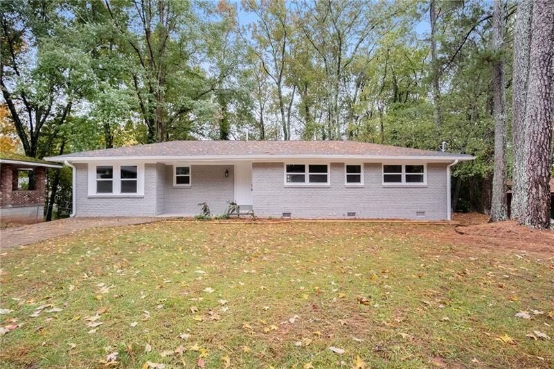 Property Photo:  3601 Brookcrest Circle   30032 