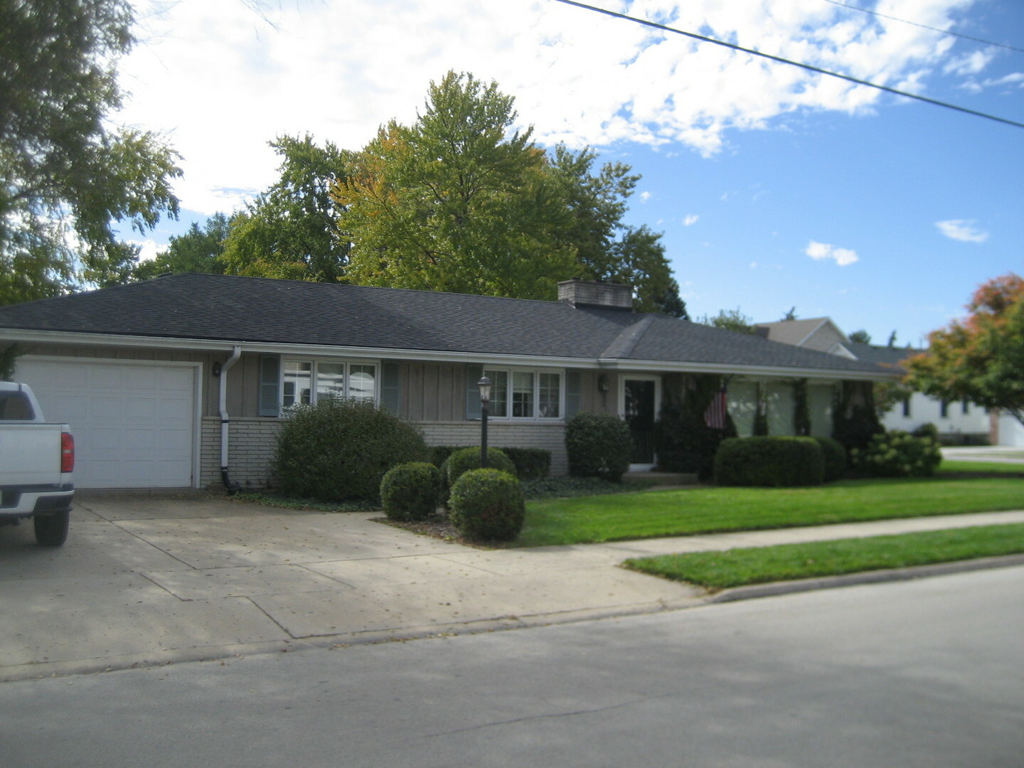 Property Photo:  1720 Highland Avenue  IL 60403 