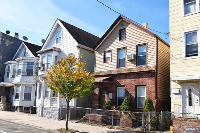 Property Photo:  340 John Street  NJ 07029 