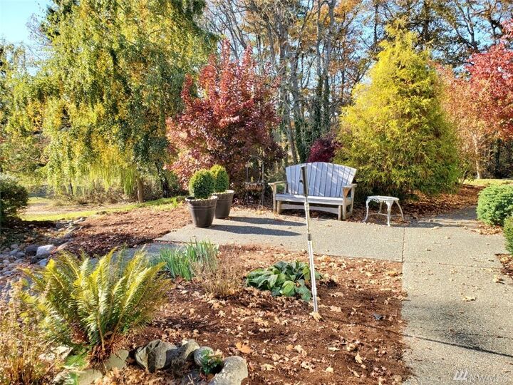 Property Photo:  15625 105th Wy SE  WA 98597 