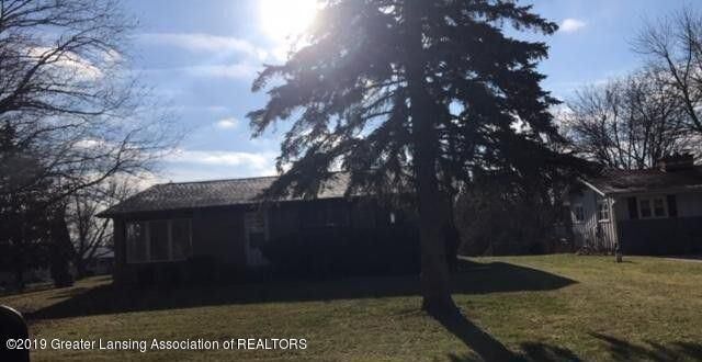 Property Photo:  1458 Valley View Road  MI 48906 