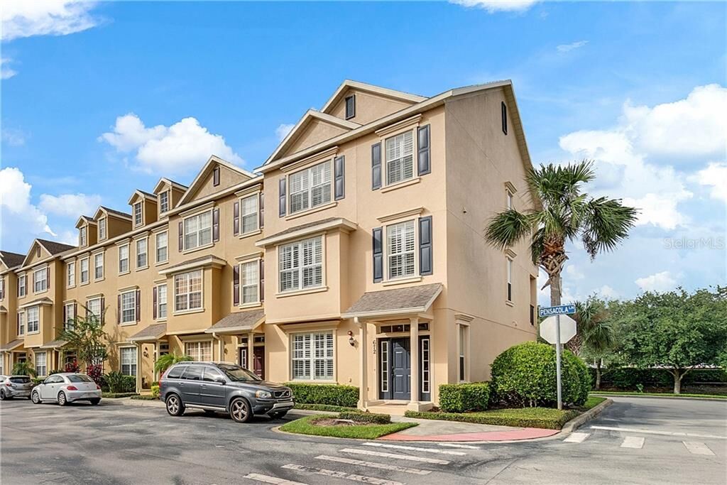 Property Photo: 672 Pensacola Lane FL 32746