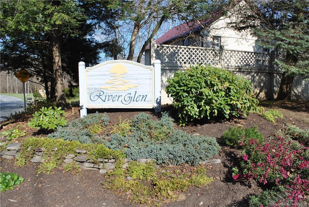 Property Photo: 61 Glen Ridge Court 61 CT 06776