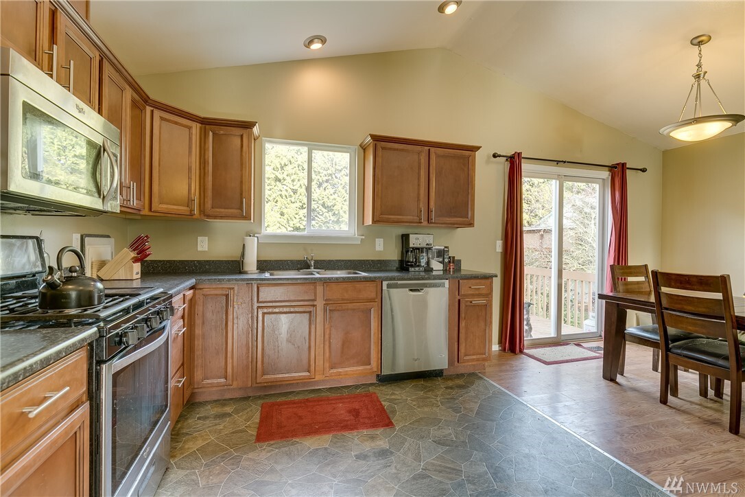 Property Photo: 6305 83rd Place NE WA 98270