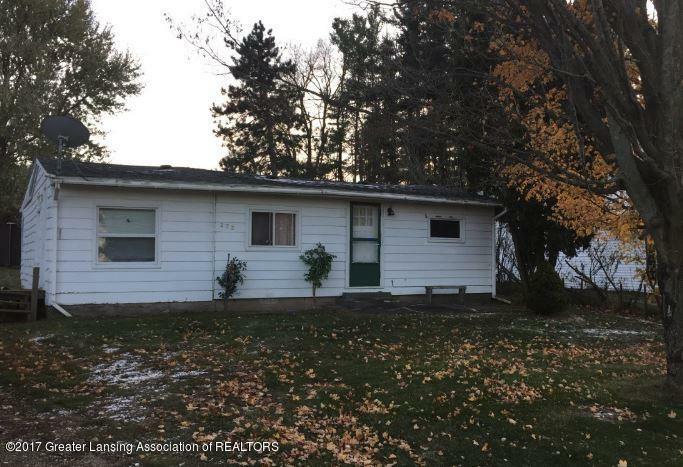 Property Photo: 272 E Five Point Highway MI 48813