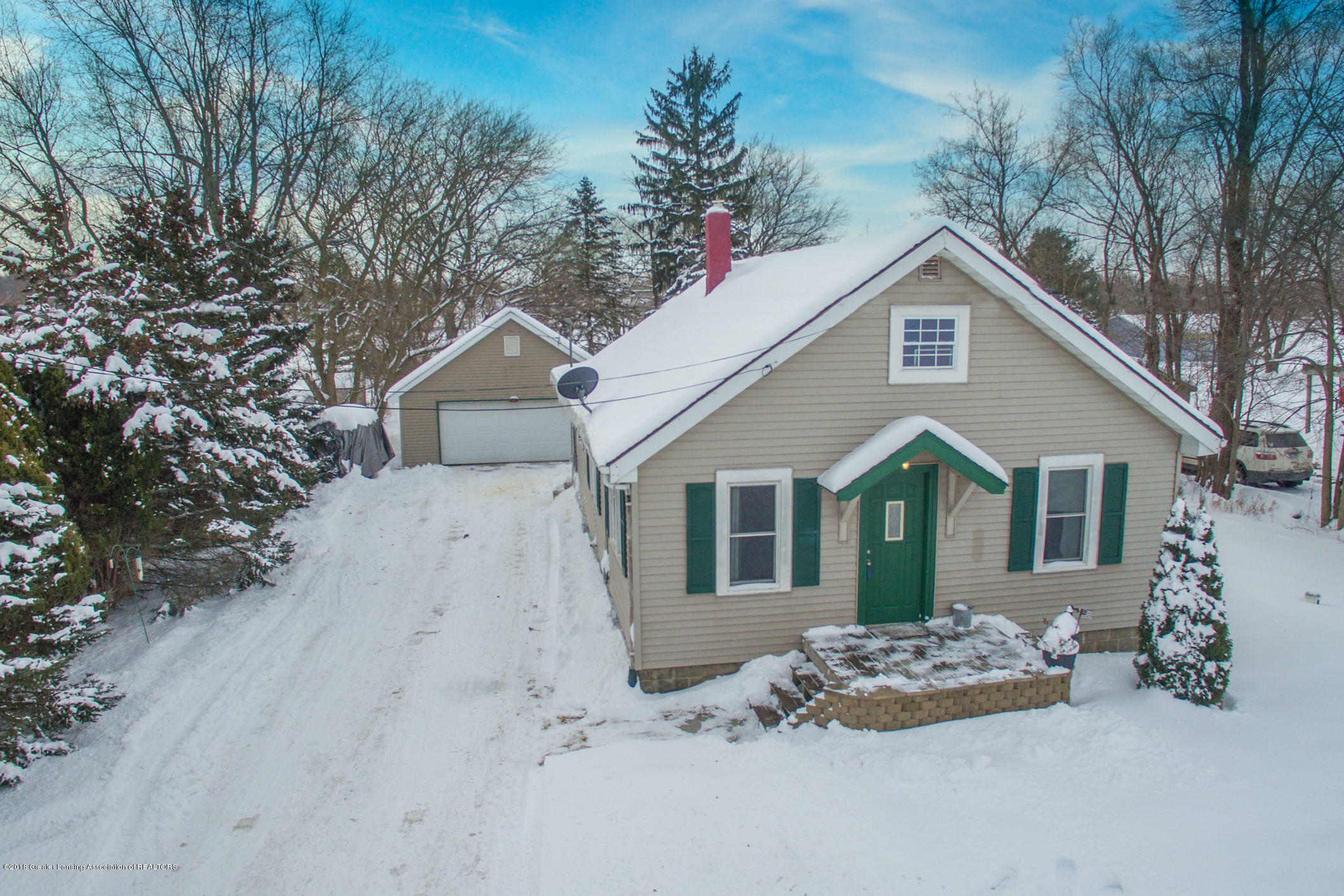 Property Photo:  2683 Holt Road  MI 48854 