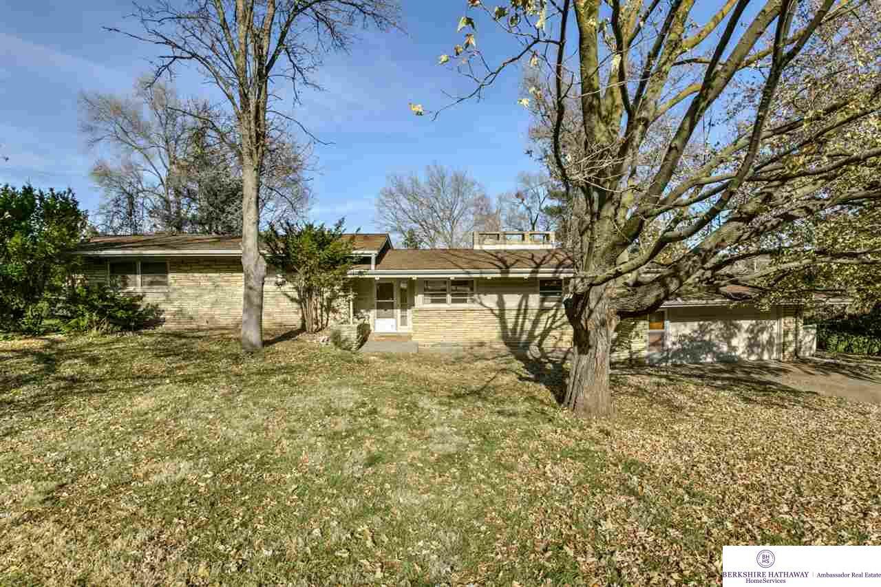 Property Photo:  9822 Rockbrook  NE 68124 