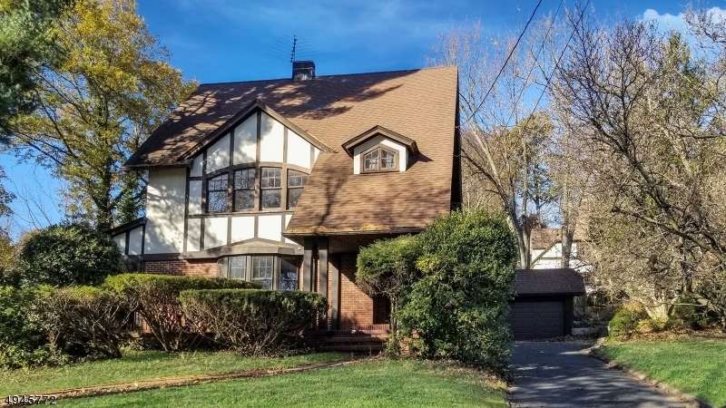 Property Photo:  821 Bradford Ave  NJ 07090 