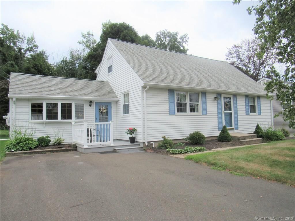 Property Photo:  246 Gwen Road  CT 06489 