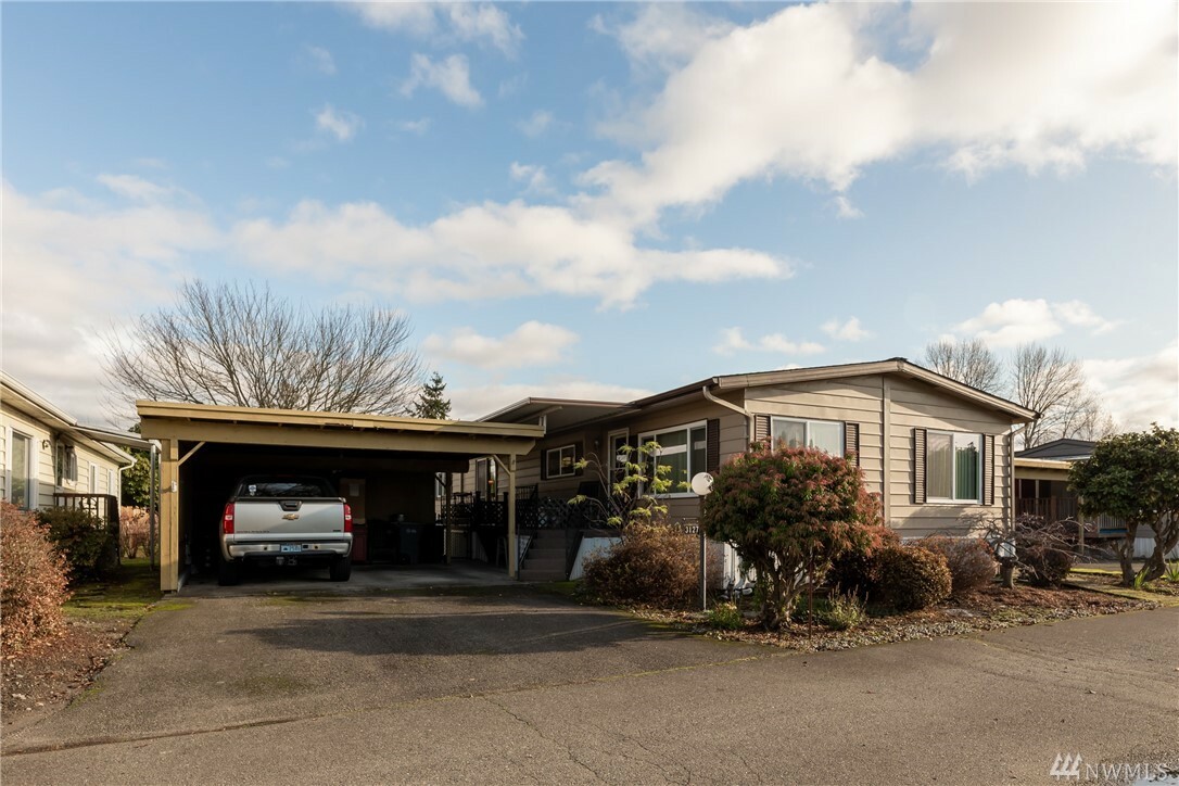 3127 40th Av Ct E 9  Tacoma WA 98443 photo