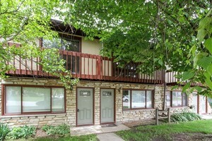 Property Photo: 422 Lincoln Avenue A IL 60021