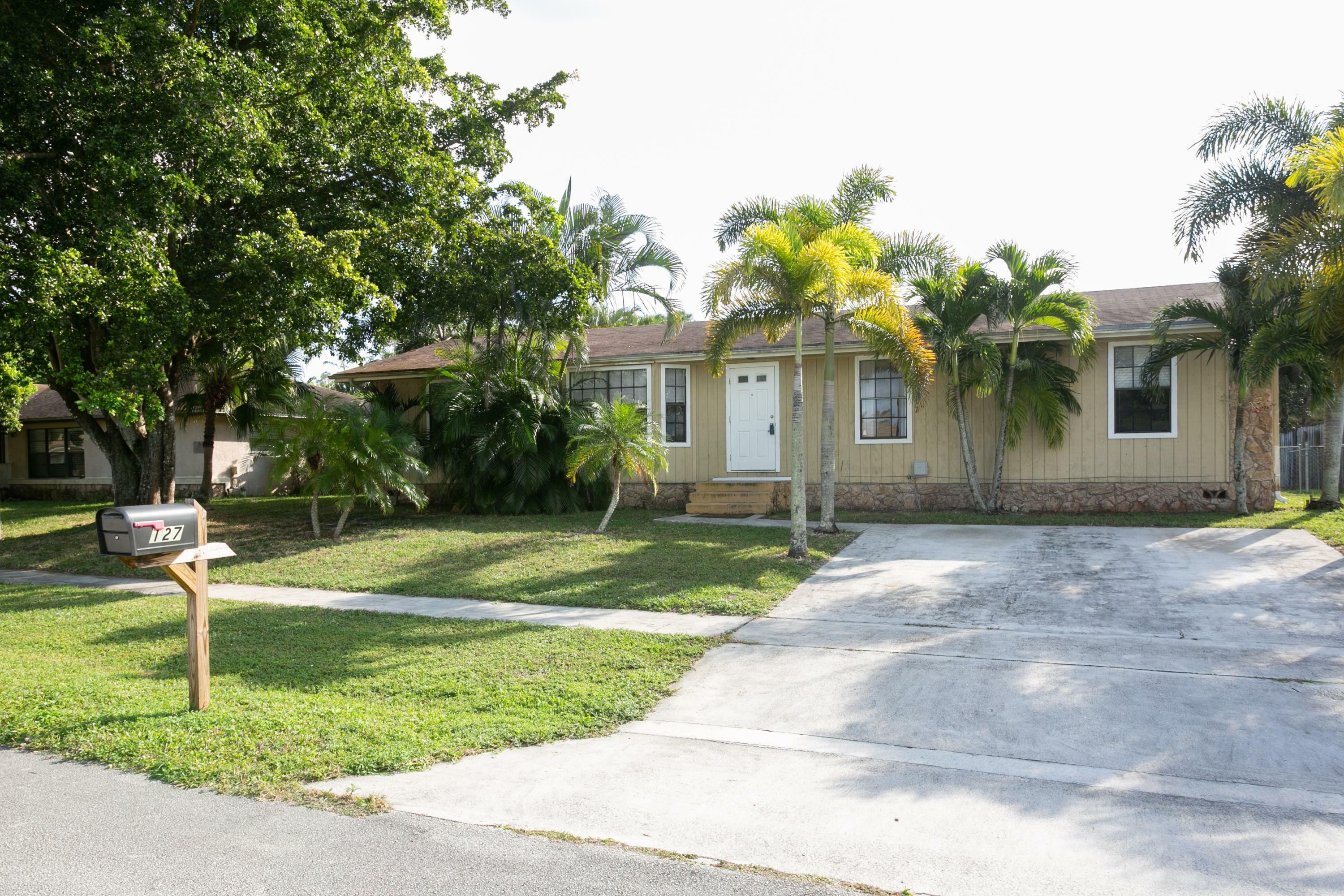 Property Photo:  127 Bilbao Street  FL 33411 